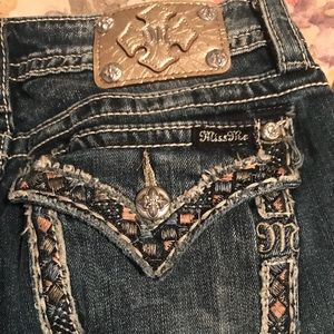 Miss Me cuffed Capri